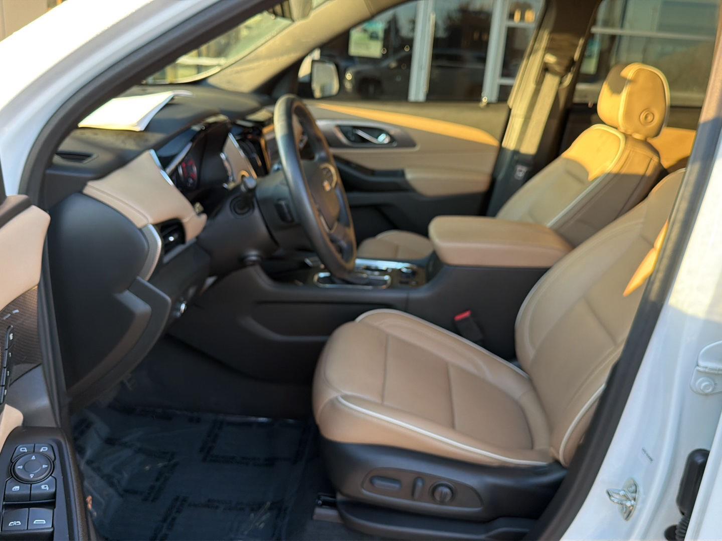 Used 2023 Chevrolet Traverse SUV