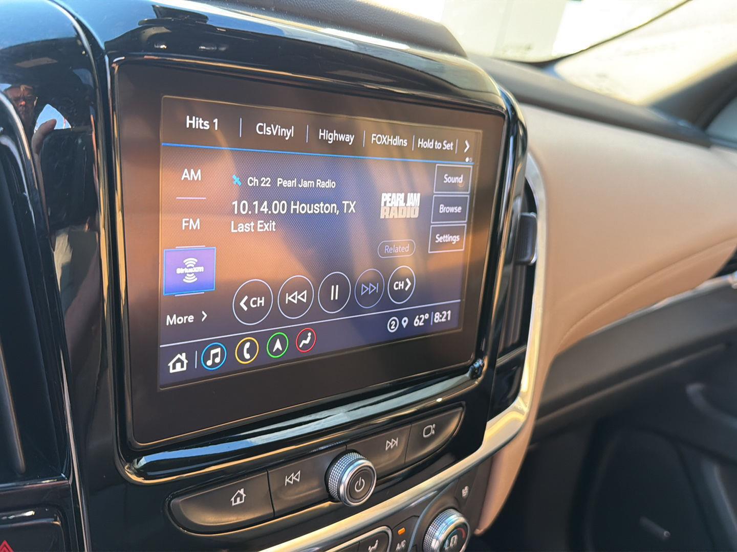 Used 2023 Chevrolet Traverse SUV