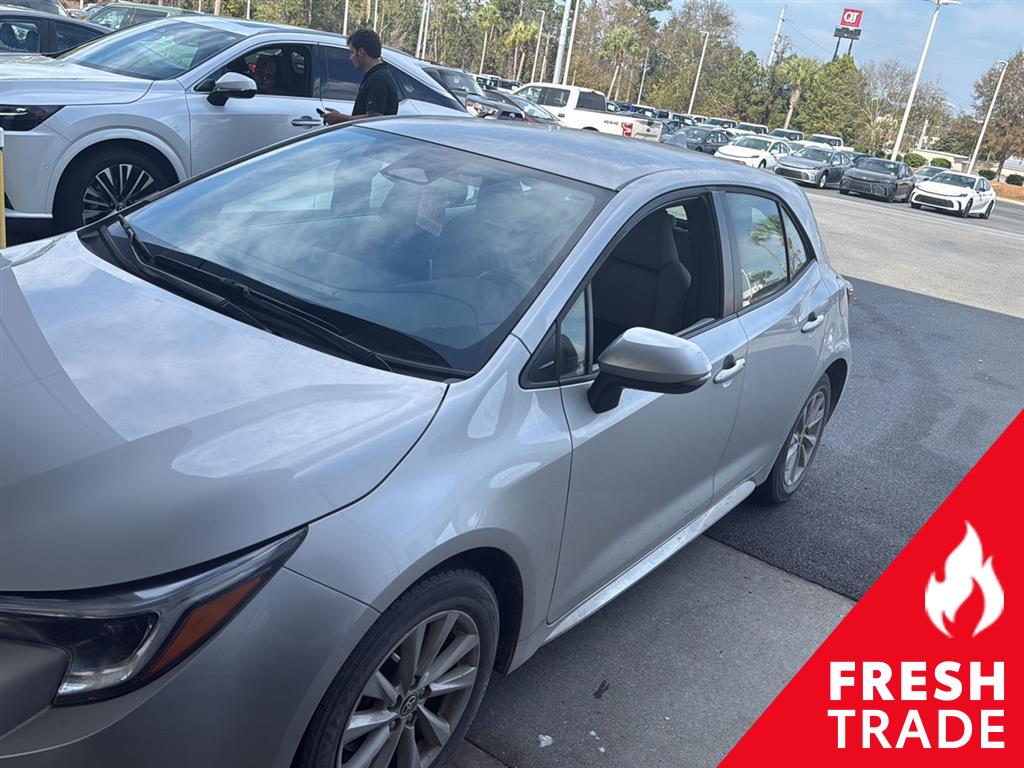 2023 Toyota Corolla Hatchback SE