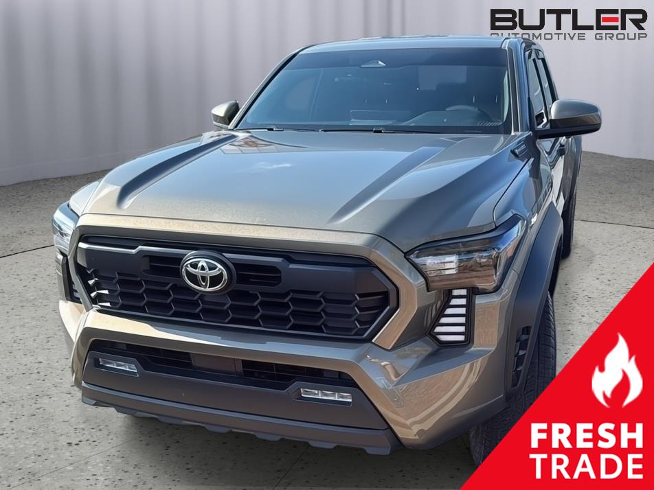 Bronze Oxide 2025 Toyota Tacoma Pickup Truck Four-Wheel Drive 8-Speed Automatic