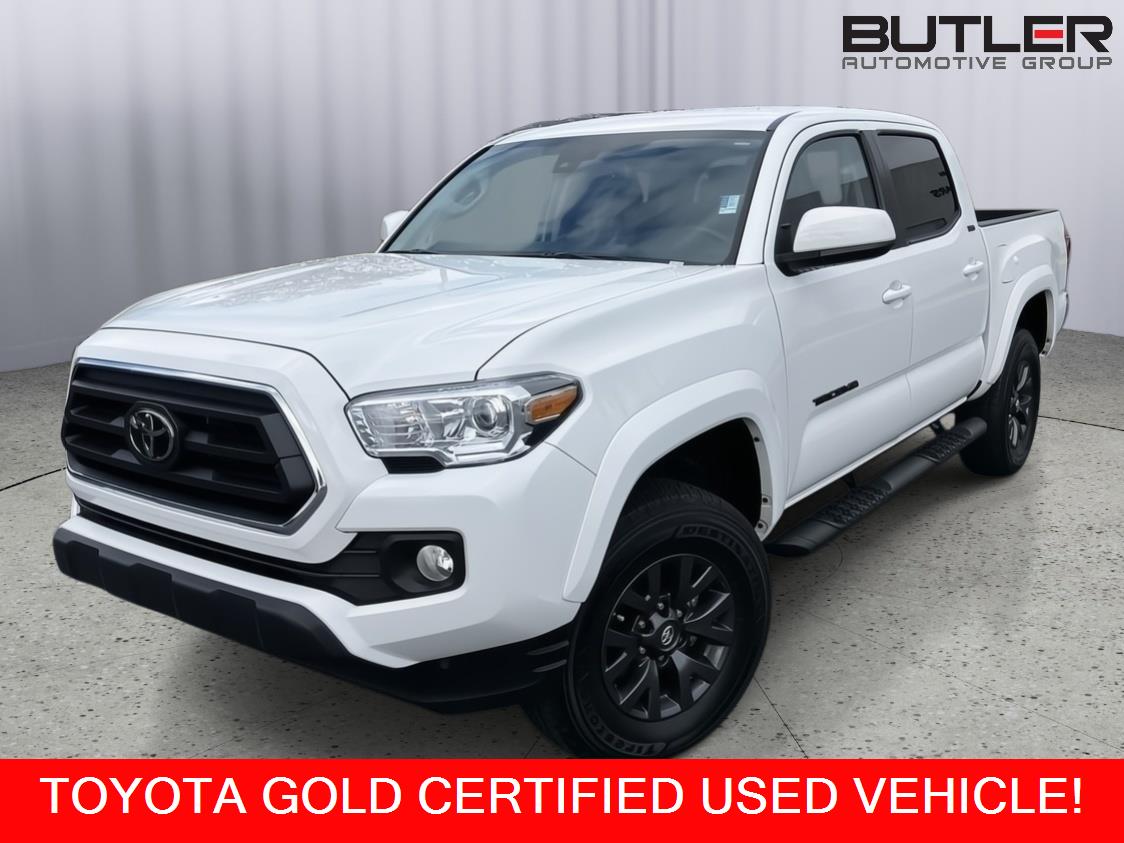 2023 Toyota Tacoma SR5's photo