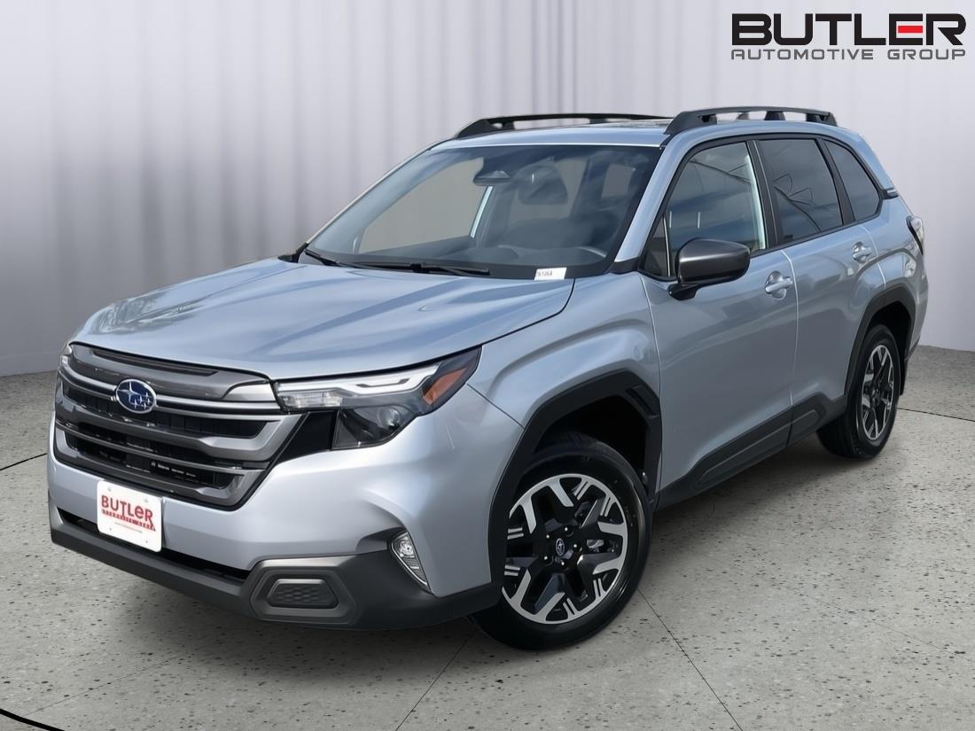 2025 Subaru Forester Premium's photo