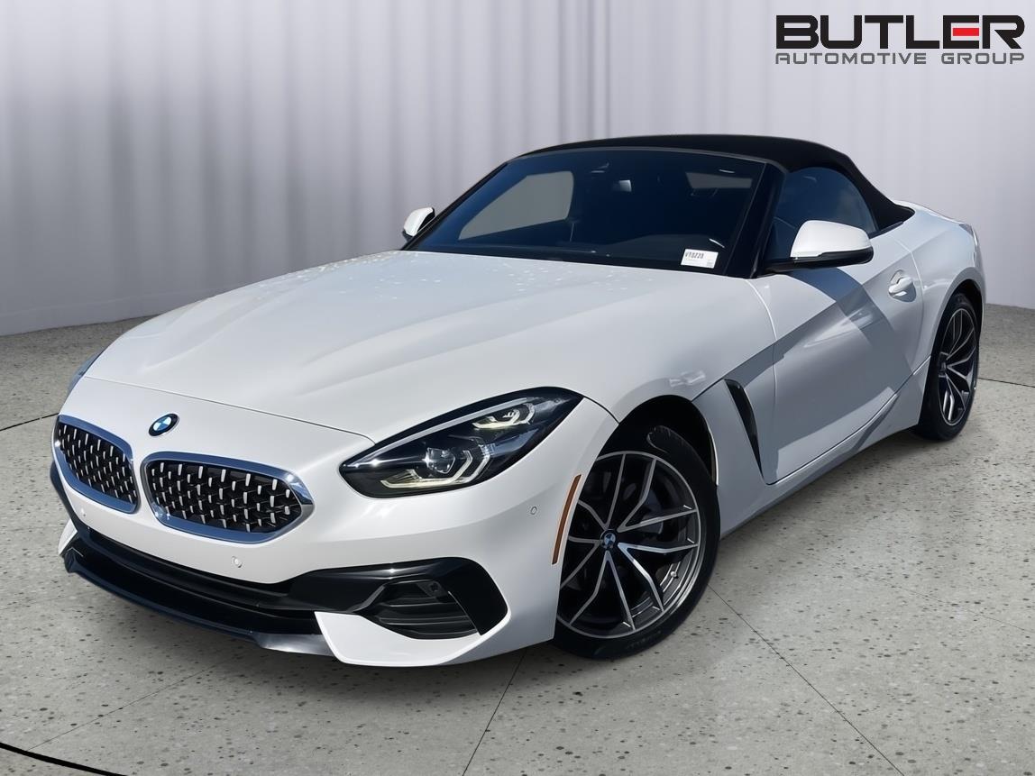 White (Mineral White Metallic) 2021 BMW Z4 Convertible Rear-Wheel Drive 8-Speed Automatic