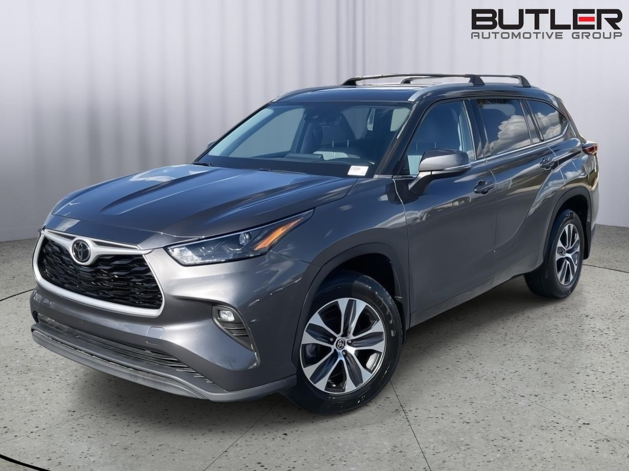 2022 Toyota Highlander XLE AWD