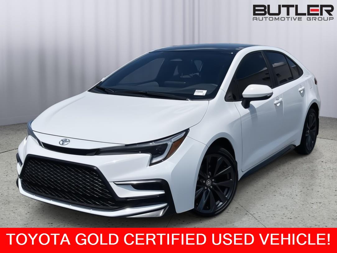 White w/Black Roof (Ice Cap w/Midnight Black Metal 2025 Toyota Corolla SE FWD Sedan Front-Wheel Drive Continuously Variable Transmission