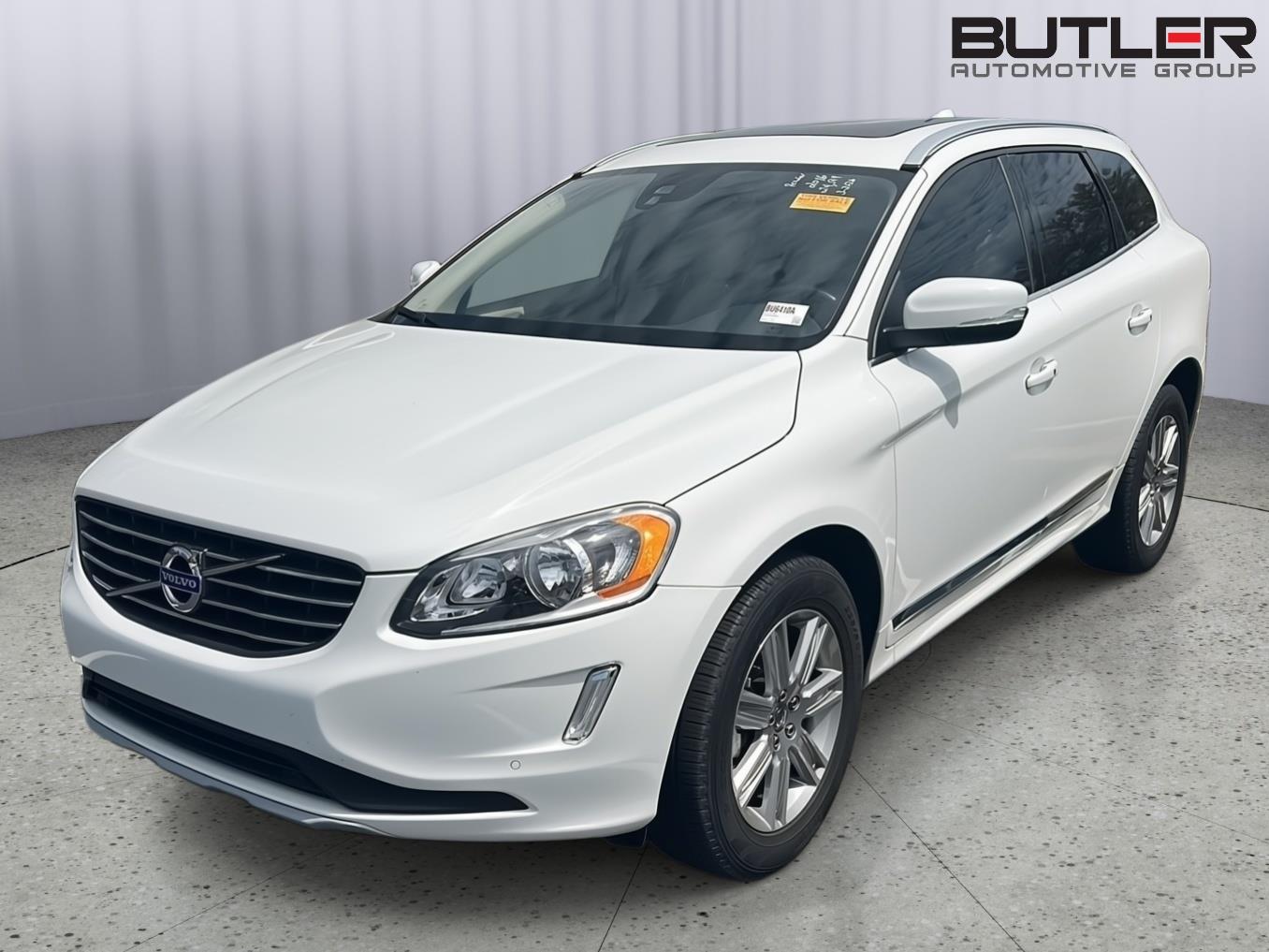 Ice White 2016 Volvo XC60 T5 Drive-E Premier FWD SUV / Crossover Front-Wheel Drive Automatic