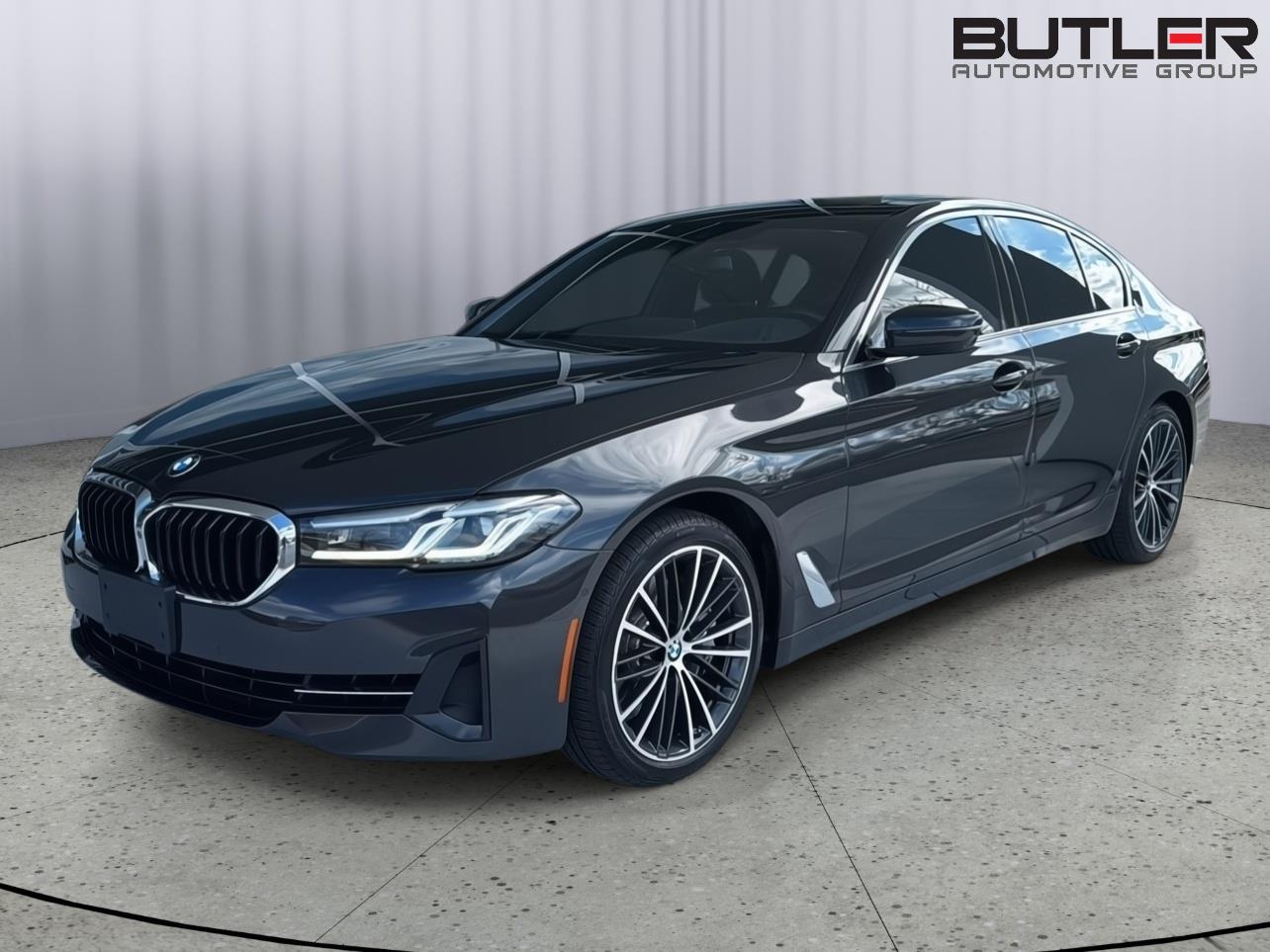 2021 BMW 5 Series 540i Sedan's photo