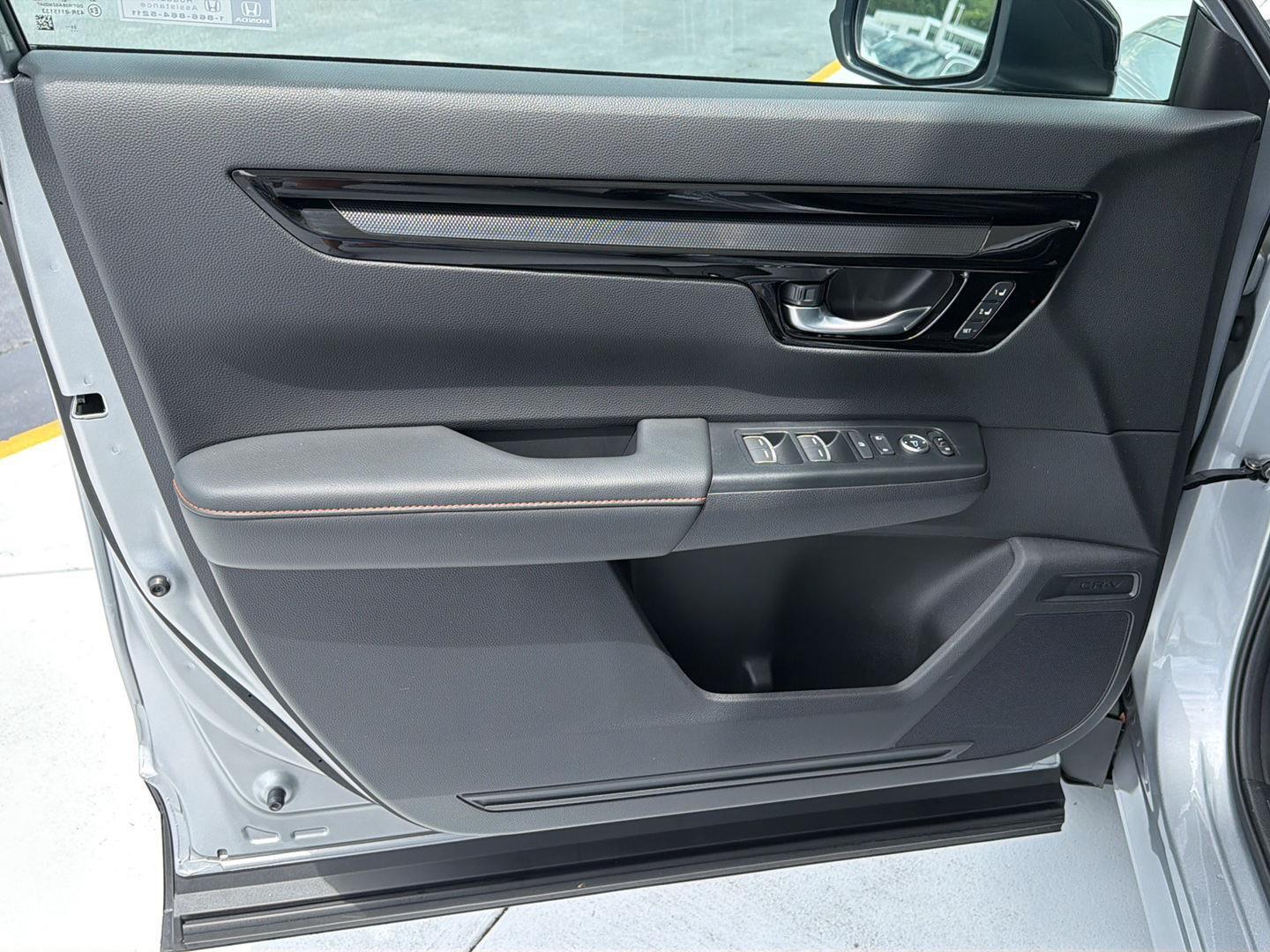 Used 2024 Honda CR-V Hybrid Sedan