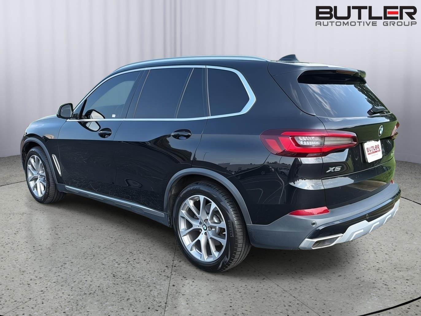 Used 2022 BMW X5 Sedan
