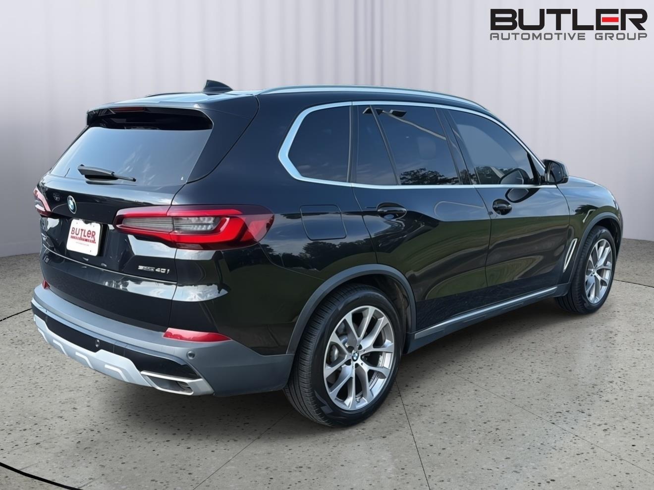 Used 2022 BMW X5 Sedan