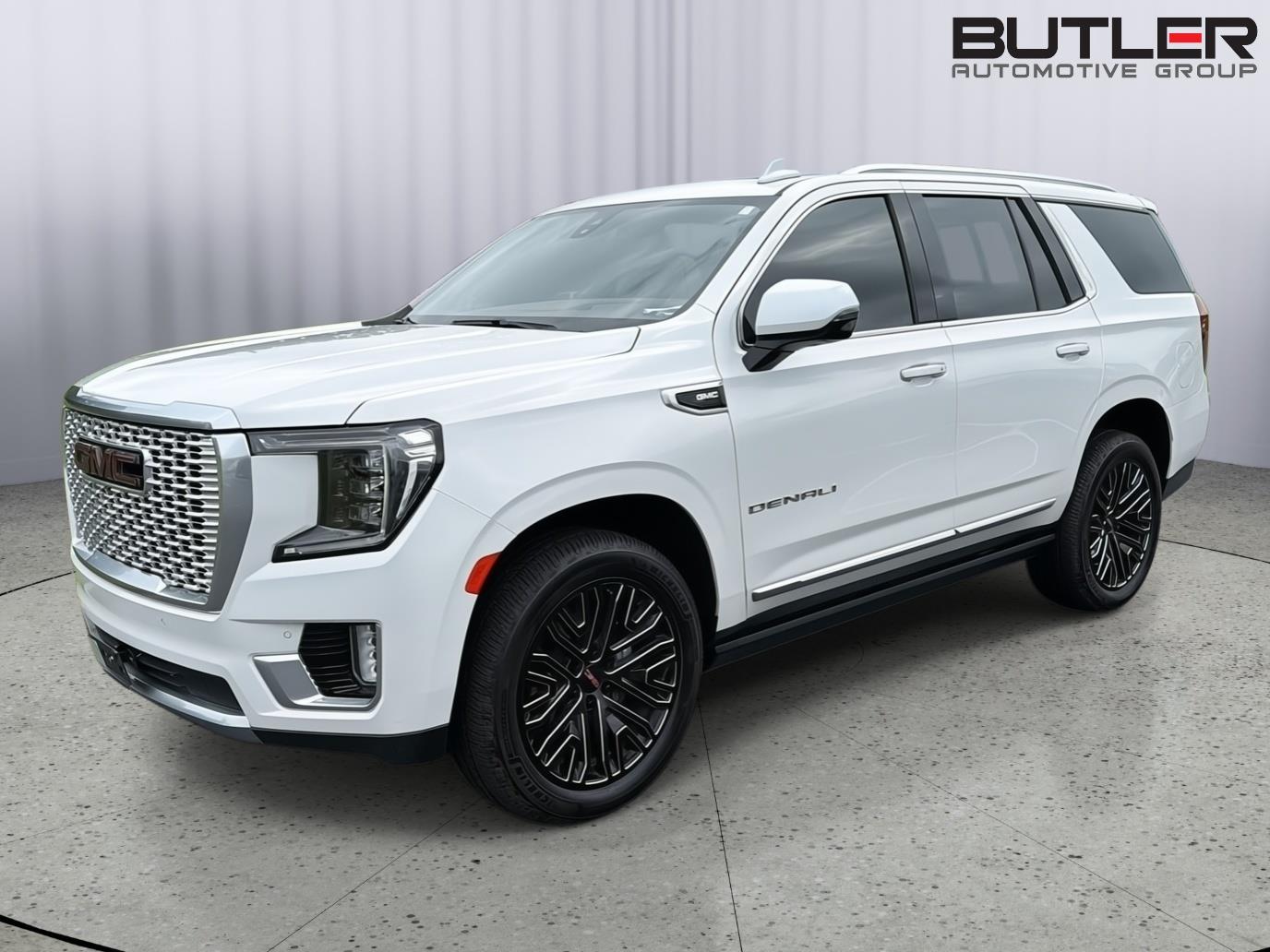 White Frost Tricoat 2021 GMC Yukon SUV / Crossover Four-Wheel Drive Automatic
