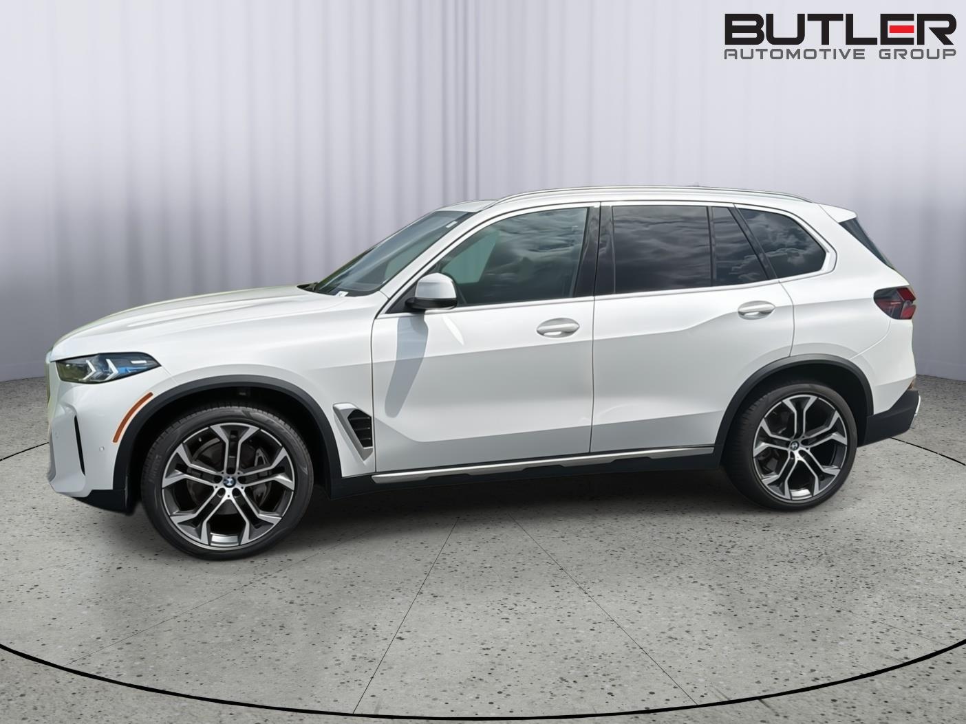 Used 2025 BMW X5 Sedan