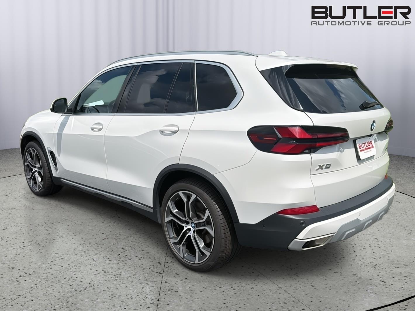 Used 2025 BMW X5 Sedan