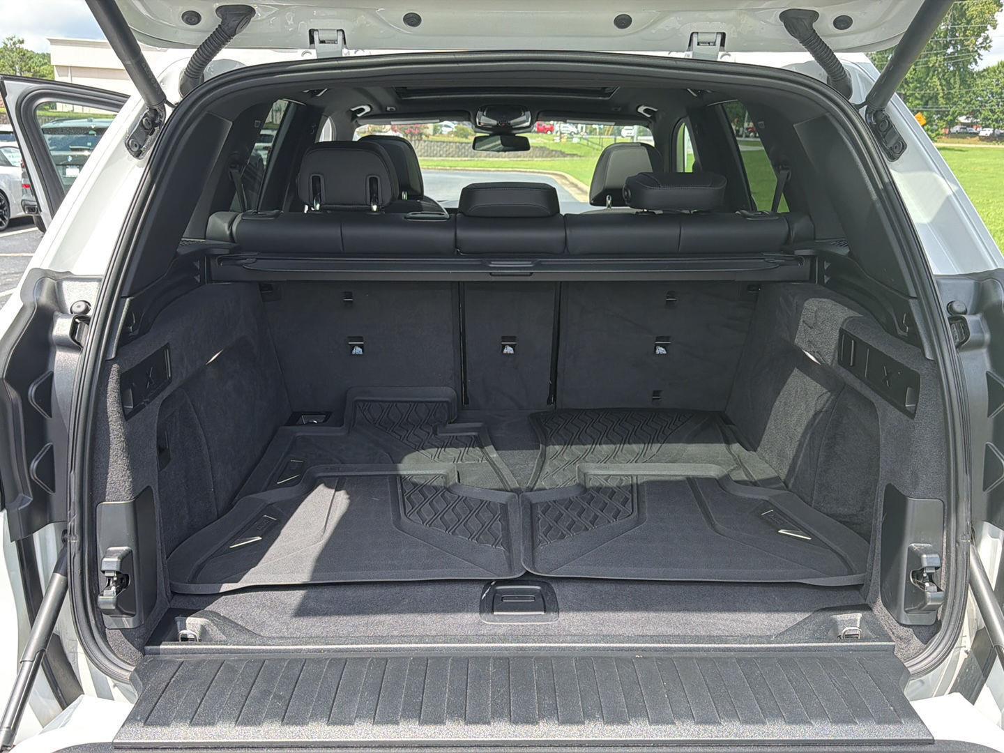 Used 2025 BMW X5 Sedan