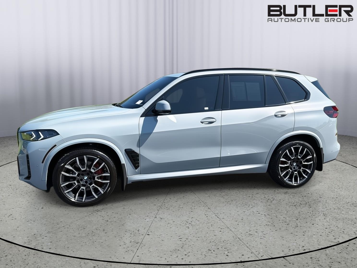 Used 2024 BMW X5 Sedan