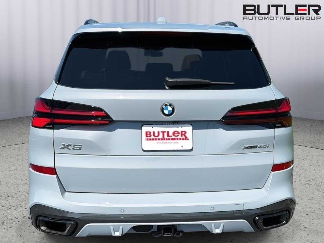 Used 2024 BMW X5 Sedan