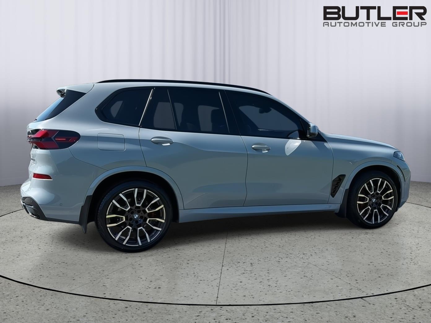 Used 2024 BMW X5 Sedan