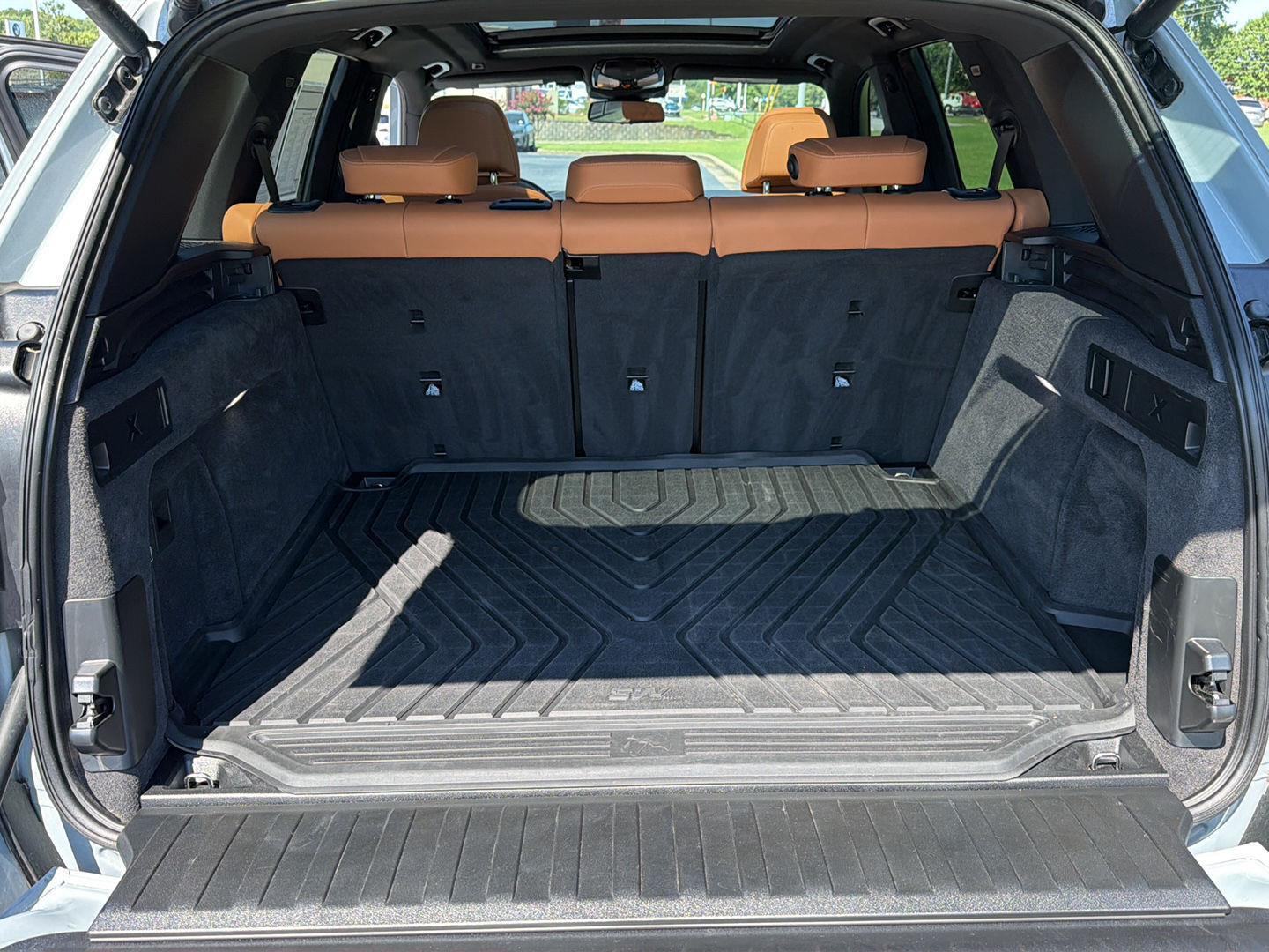 Used 2024 BMW X5 Sedan