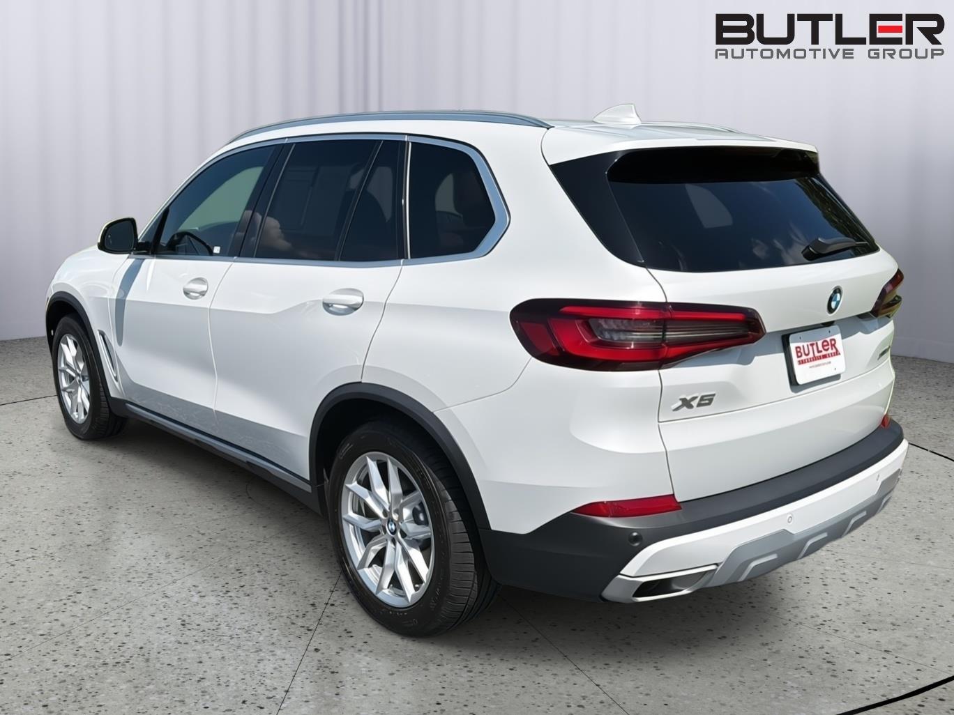 Used 2023 BMW X5 Sedan