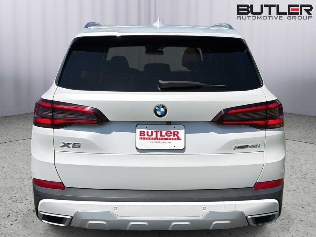 Used 2023 BMW X5 Sedan