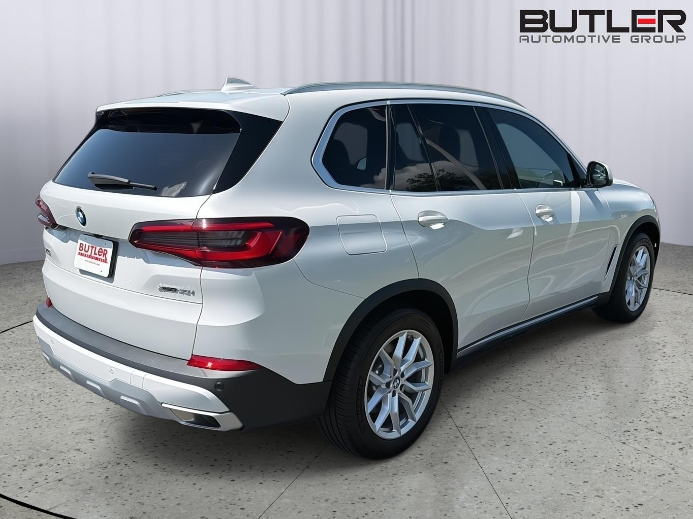 Used 2023 BMW X5 Sedan