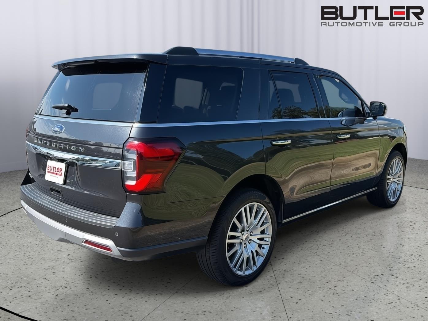 Used 2024 Ford Expedition SUV