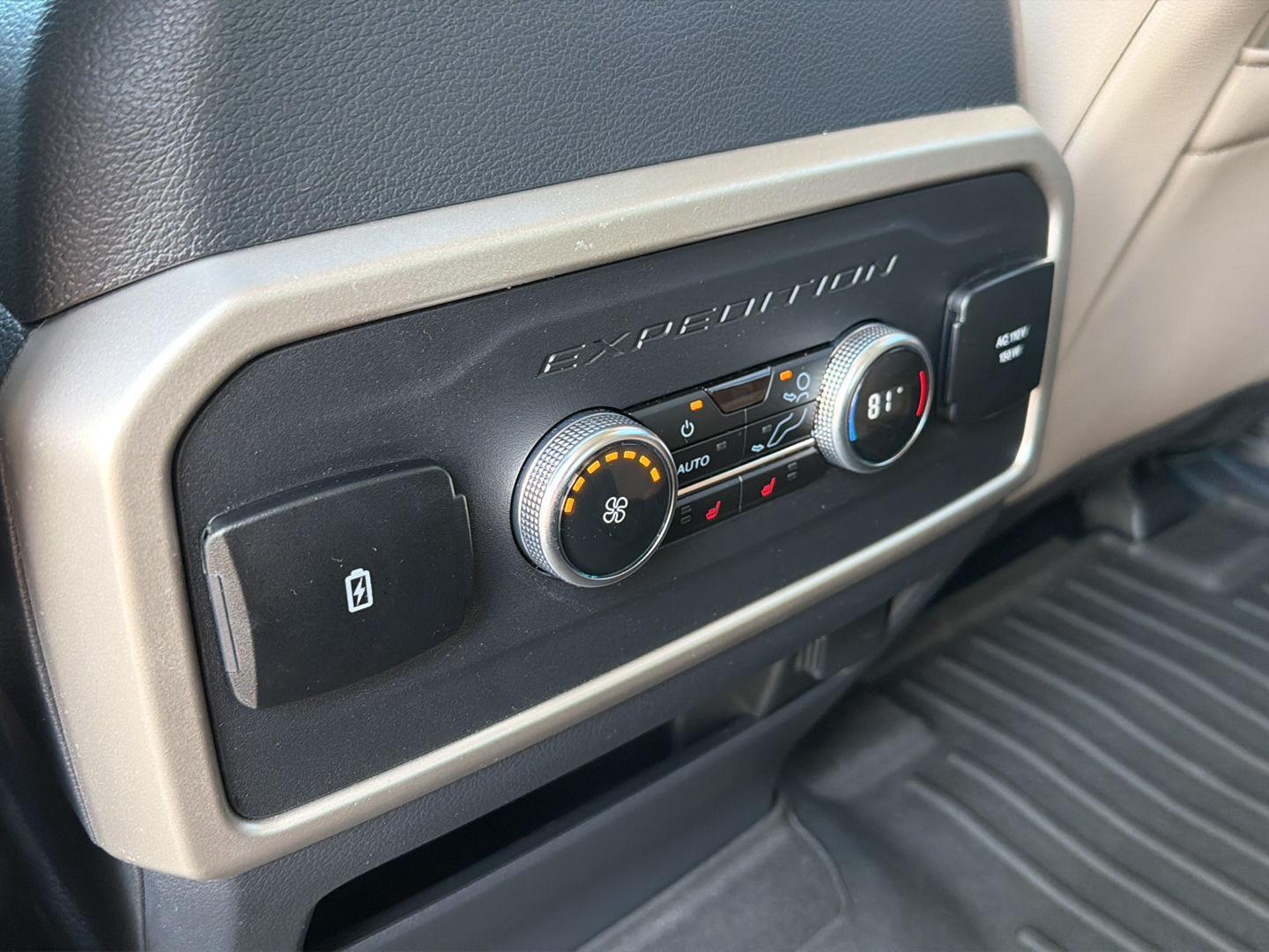Used 2024 Ford Expedition SUV