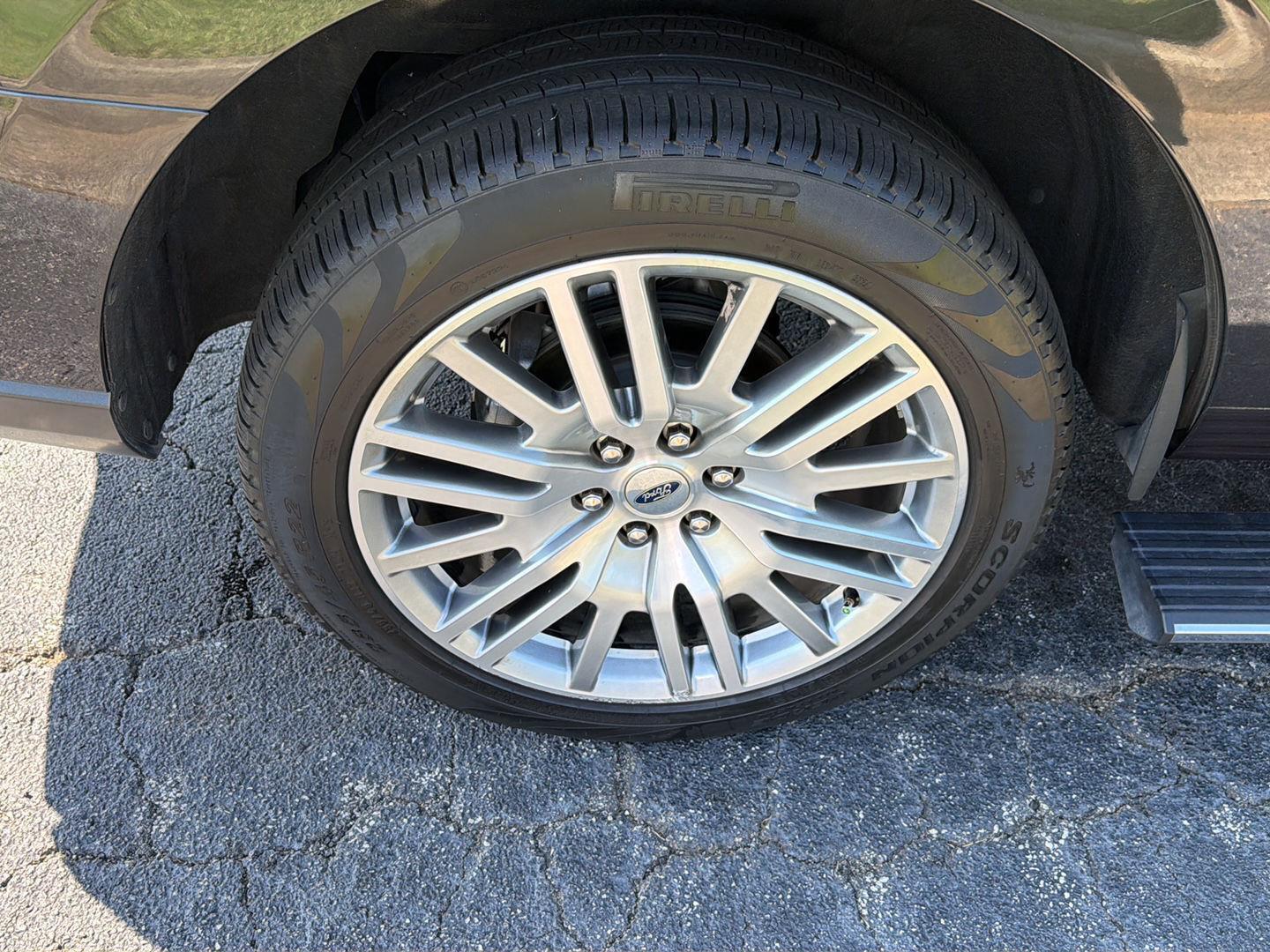 Used 2024 Ford Expedition SUV