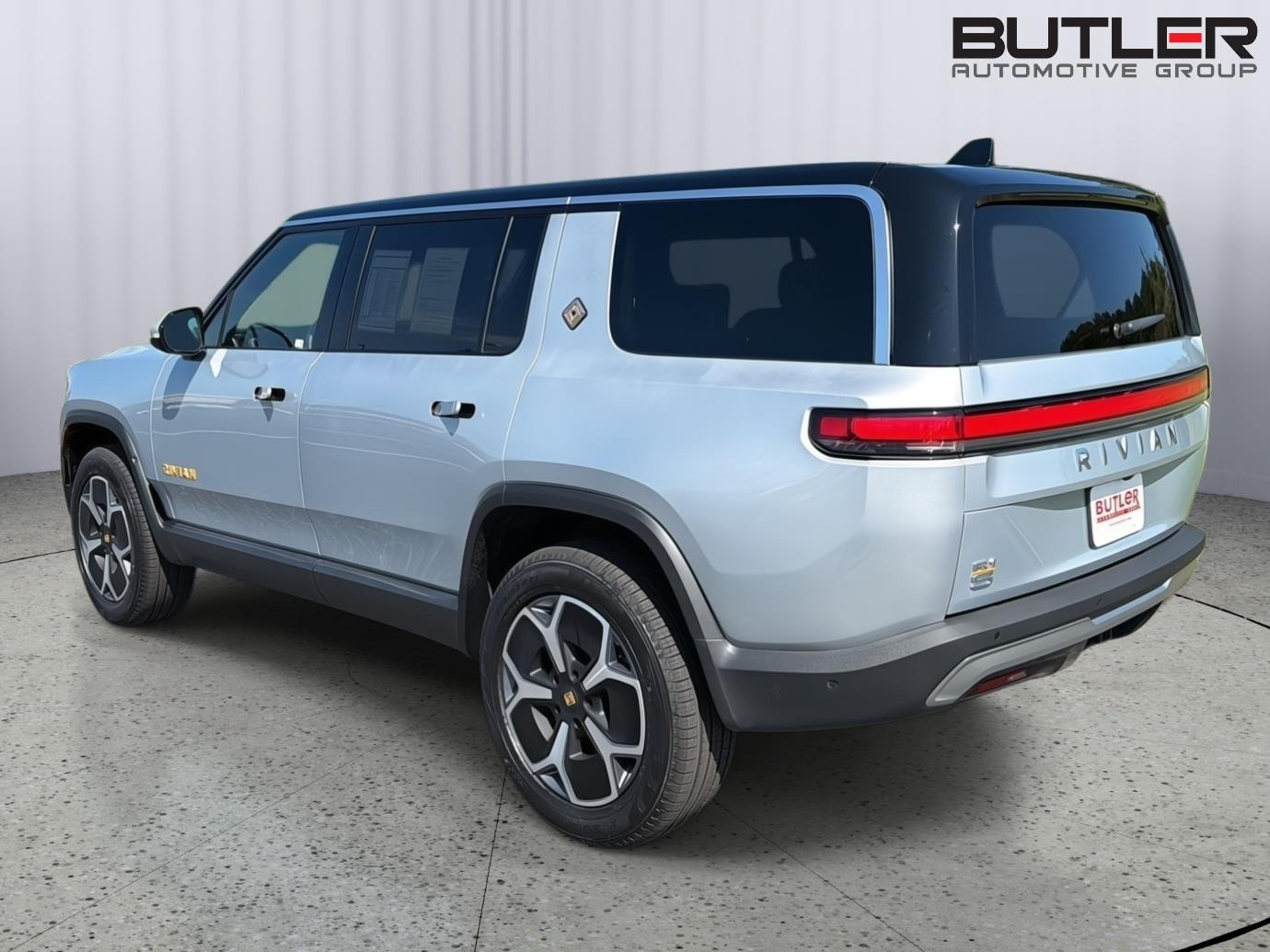 Used 2024 Rivian R1S SUV