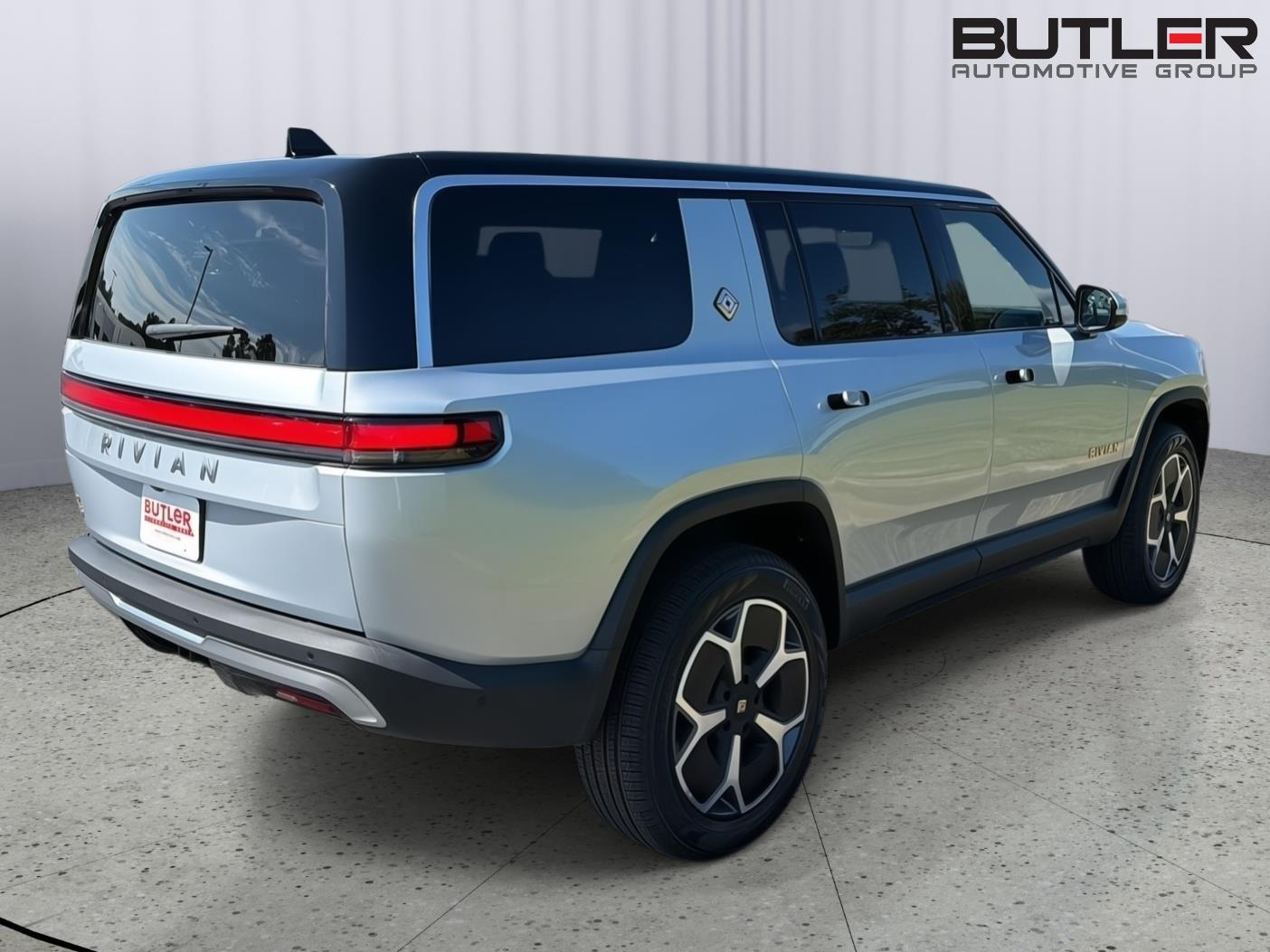 Used 2024 Rivian R1S SUV