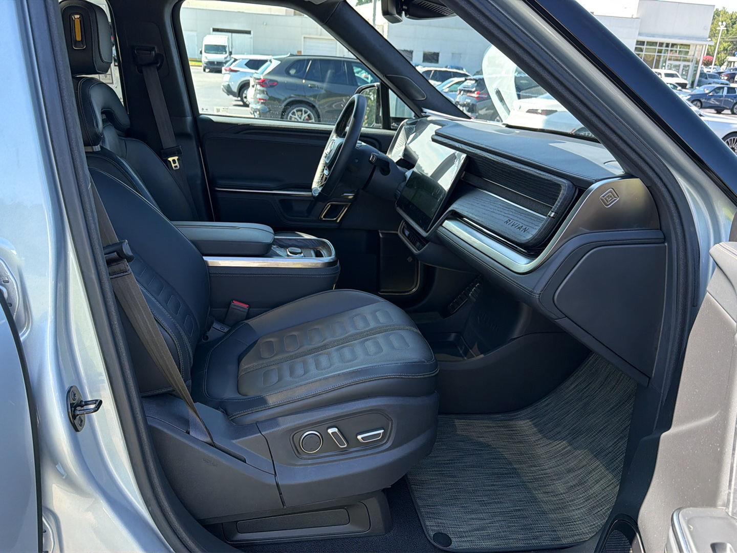 Used 2024 Rivian R1S SUV