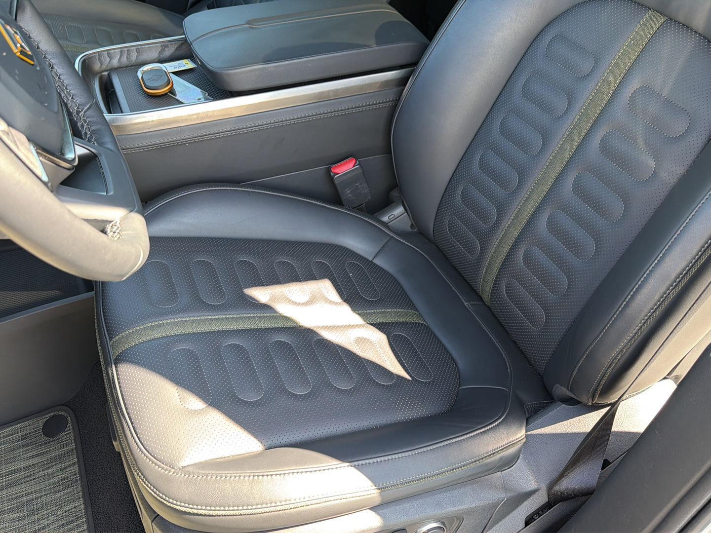 Used 2024 Rivian R1S SUV
