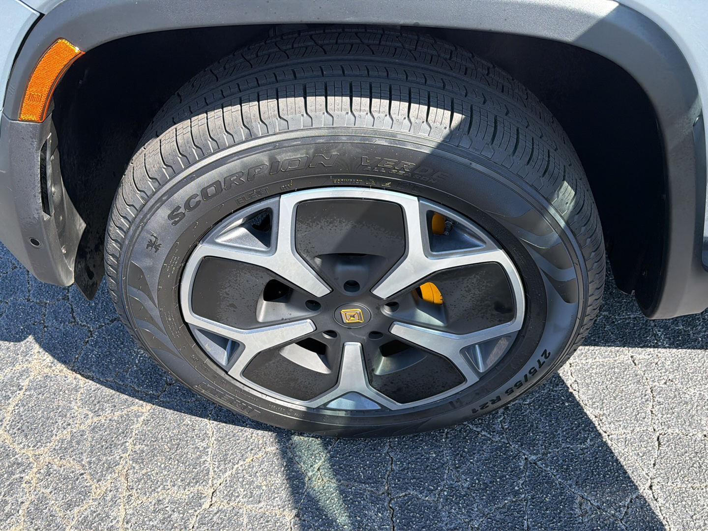 Used 2024 Rivian R1S SUV