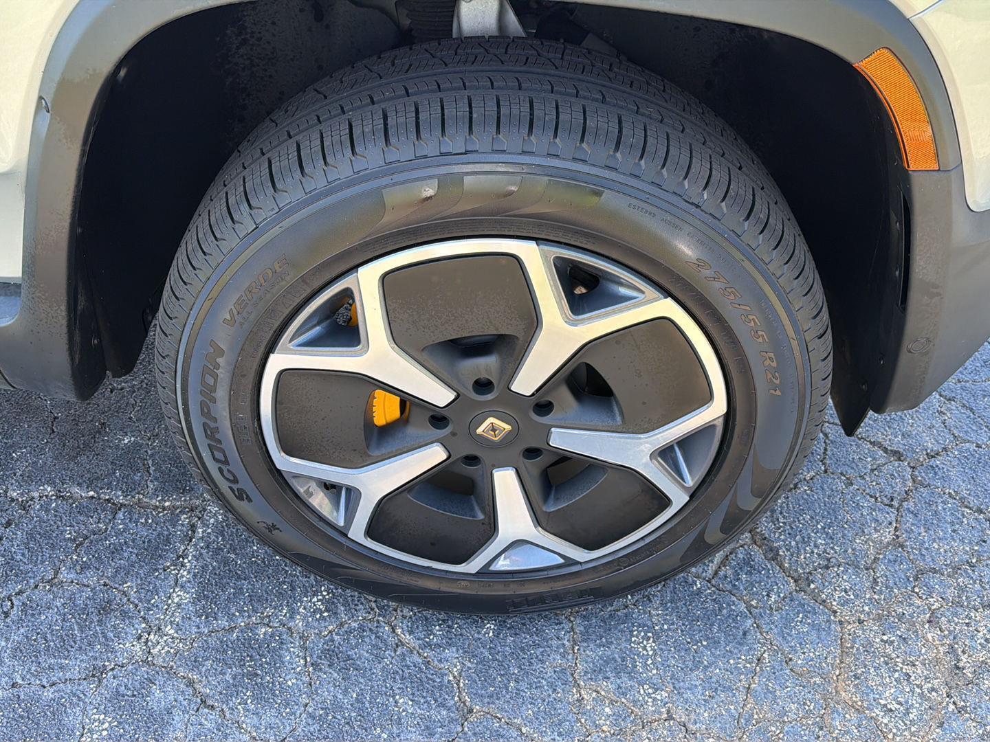 Used 2024 Rivian R1S SUV