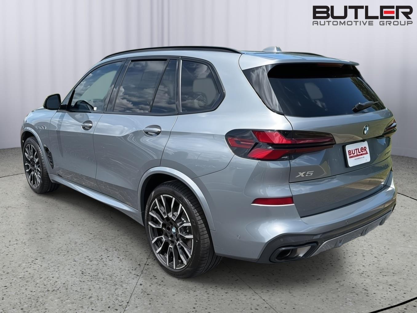 Used 2025 BMW X5 Sedan