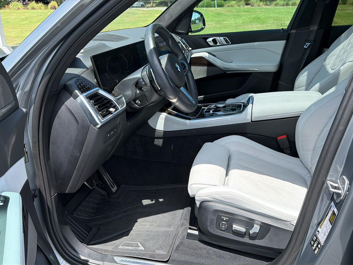 Used 2025 BMW X5 Sedan