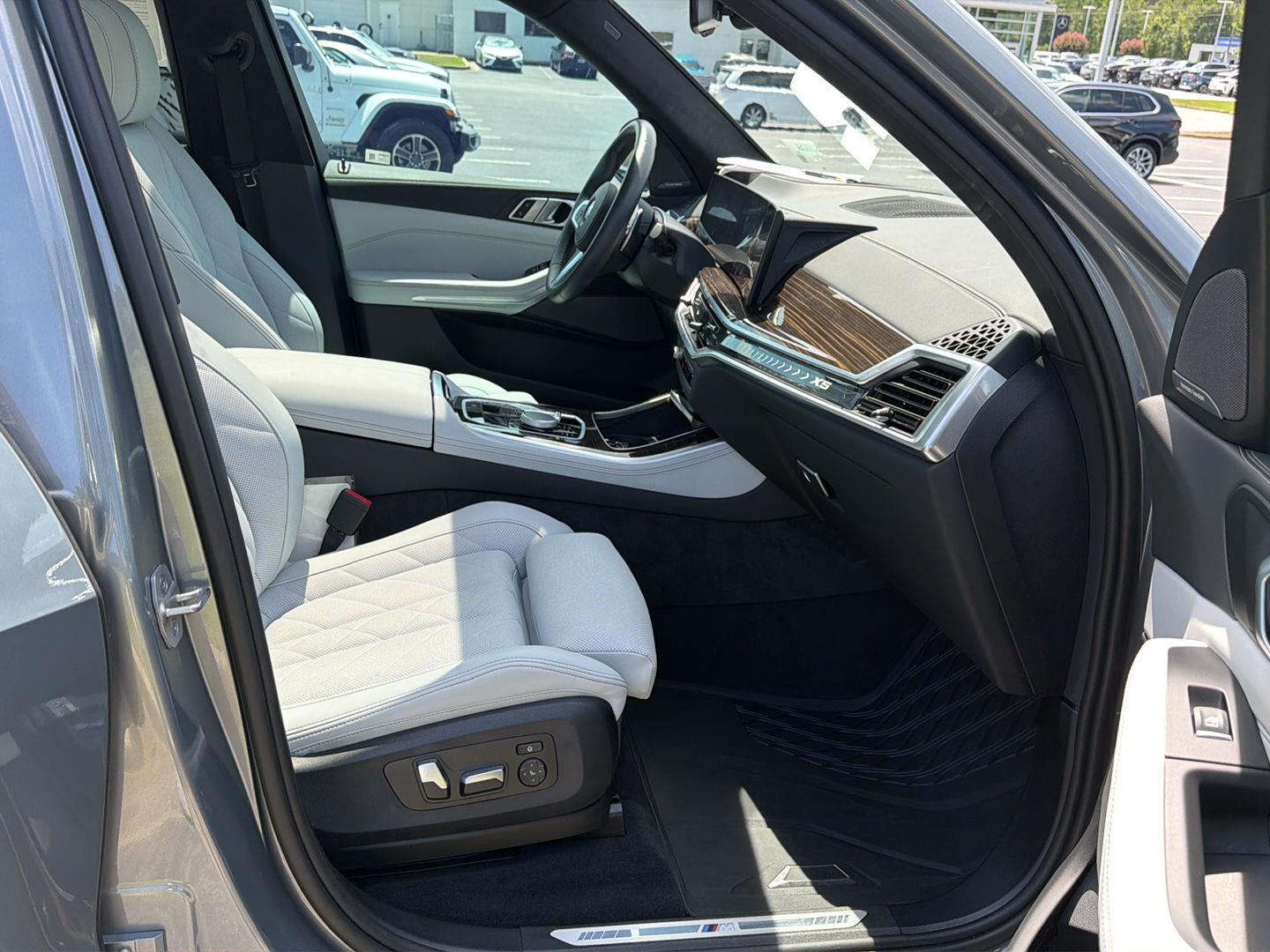 Used 2025 BMW X5 Sedan