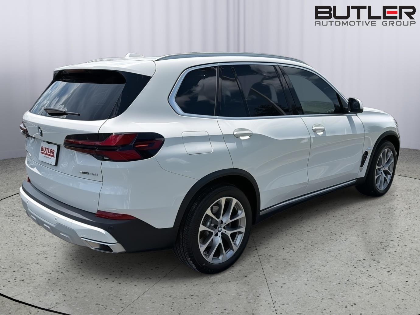 Used 2024 BMW X5 Sedan