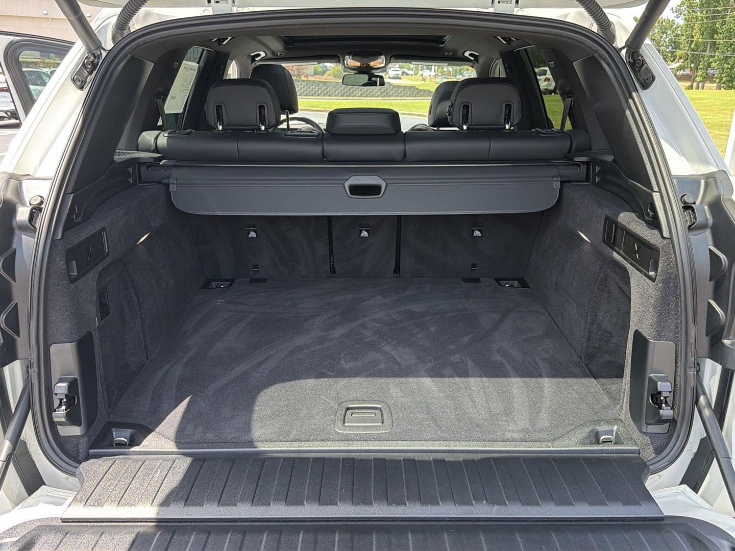 Used 2024 BMW X5 Sedan