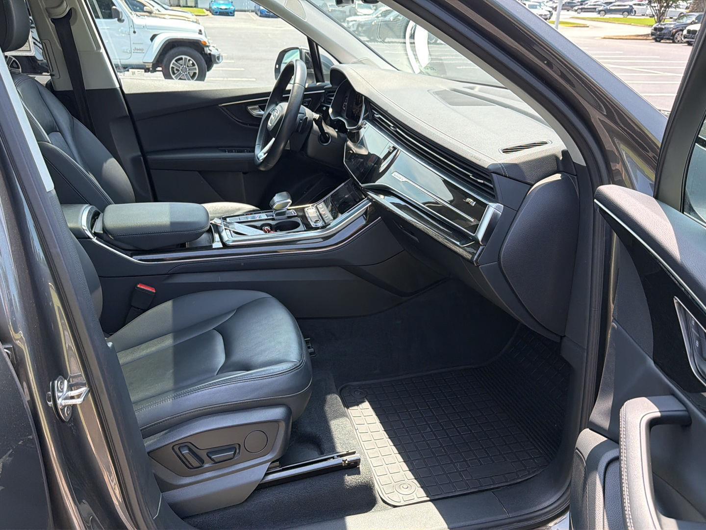 Used 2024 Audi Q7 SUV