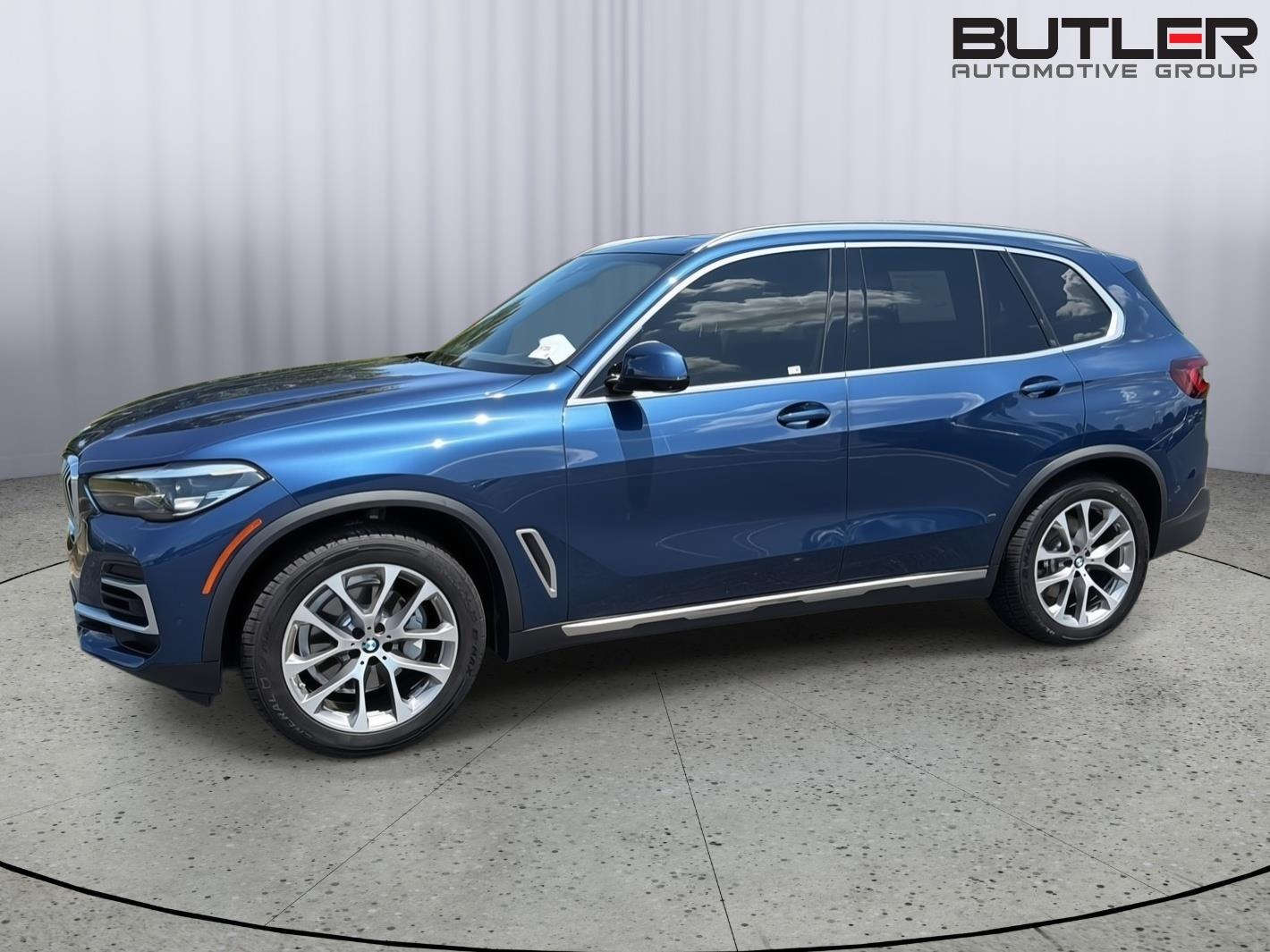 Used 2023 BMW X5 Sedan