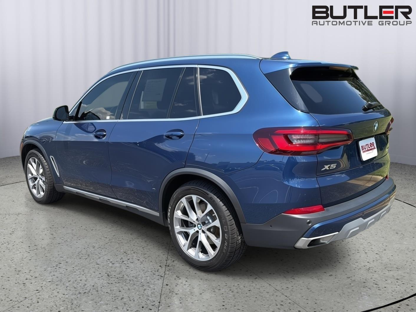 Used 2023 BMW X5 Sedan