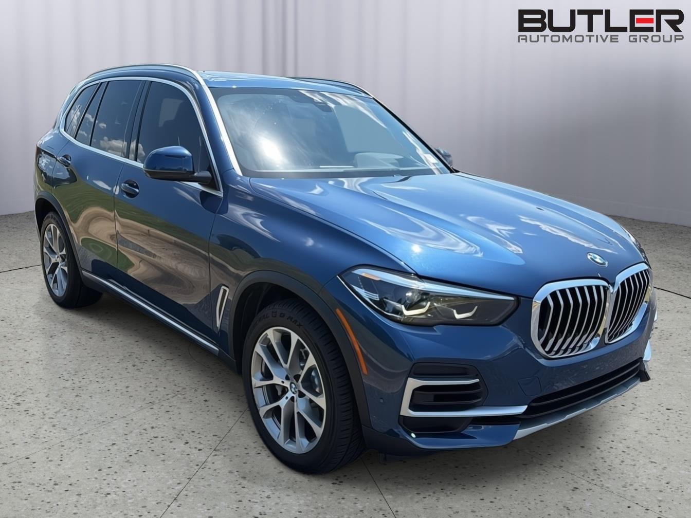 Used 2023 BMW X5 Sedan