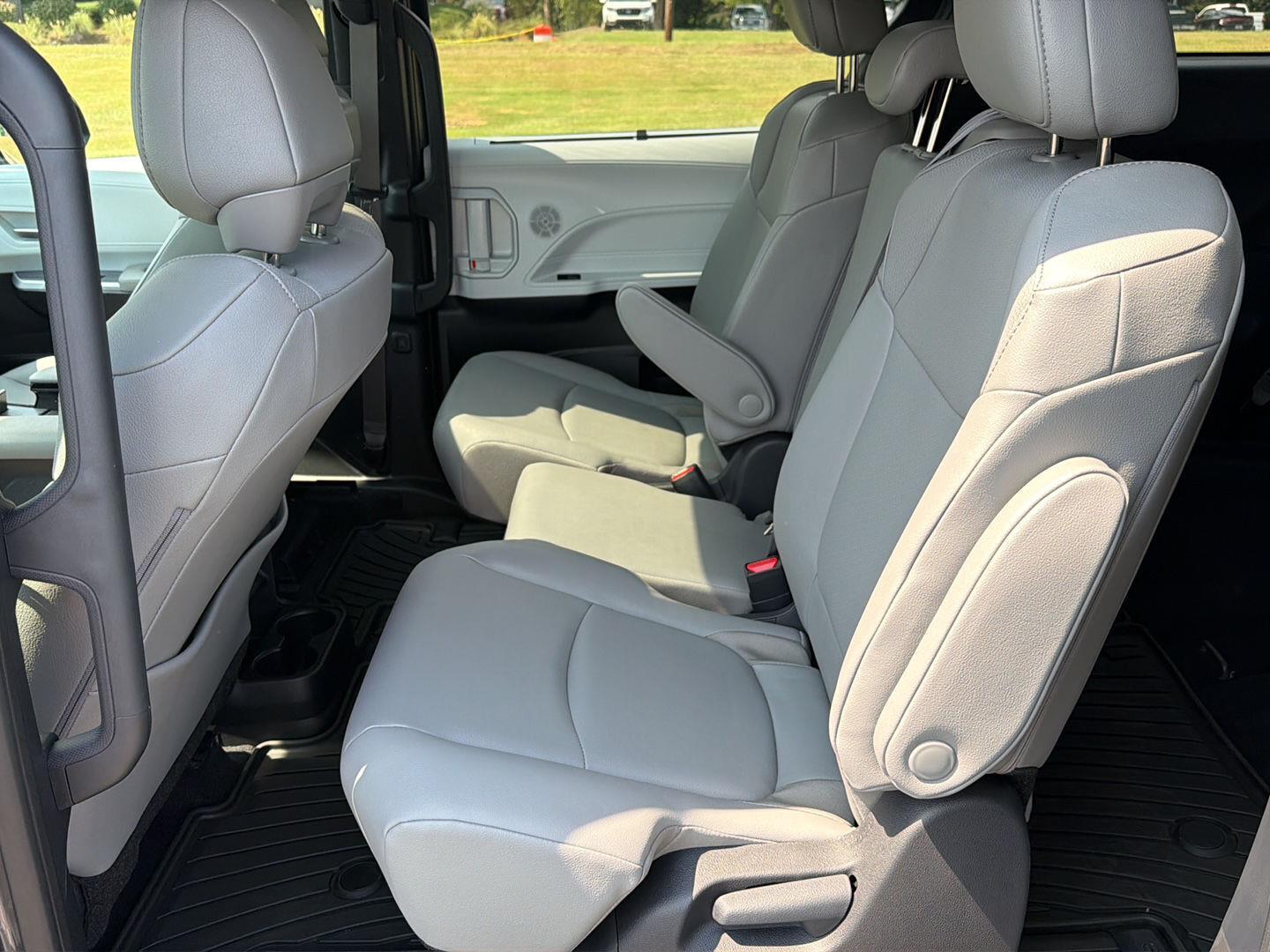 Used 2025 Toyota Sienna Van