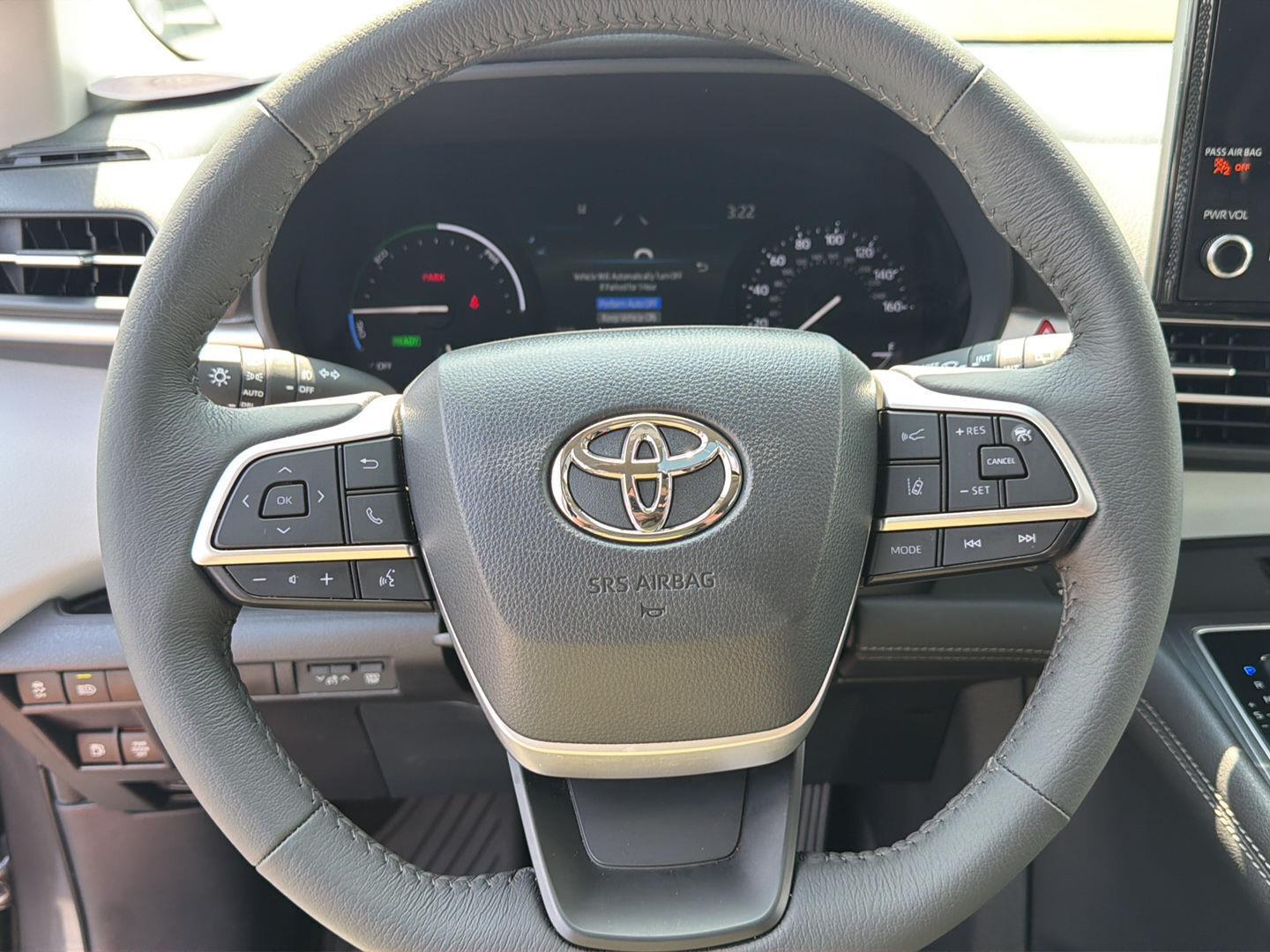 Used 2025 Toyota Sienna Van