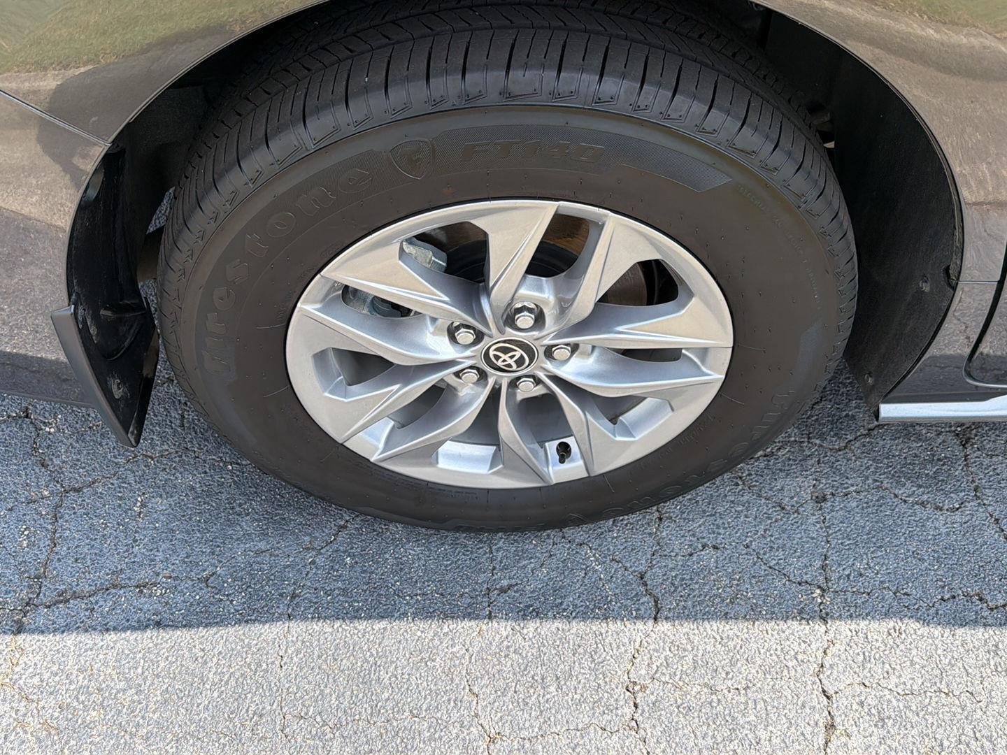 Used 2025 Toyota Sienna Van