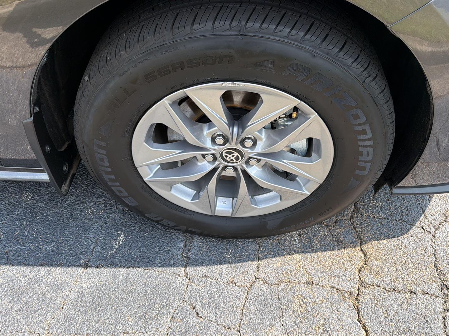 Used 2025 Toyota Sienna Van