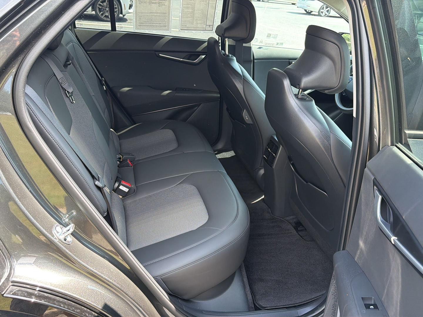 Used 2026 Kia Niro EV SUV