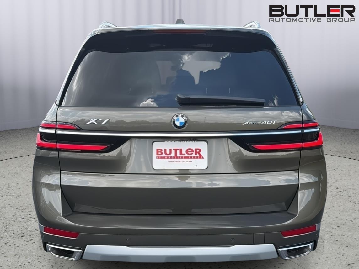 Used 2027 BMW X7 SUV