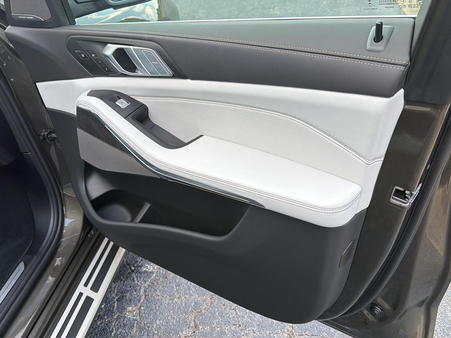 Used 2027 BMW X7 SUV
